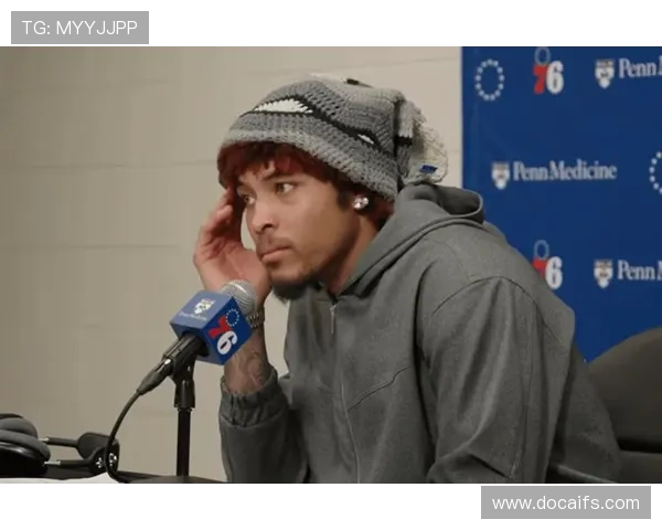 乌布雷误判后中文喊兄弟萌正义