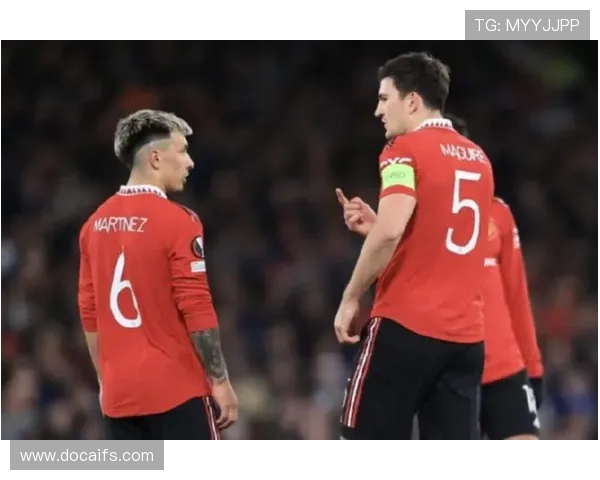 利马伤愈复出或代替马奎尔加入曼联 利马伤愈复出或代替马奎尔加入曼联